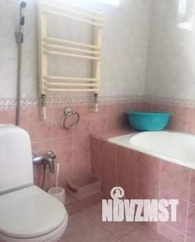 Дом 490м&sup2;, 2-этажный, посуточно, 