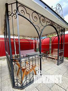 Дом 650м&sup2;, 3-этажный, посуточно, 