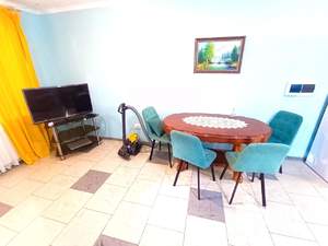 Коттедж 140м&sup2;, 1-этажный, на длительный срок, 