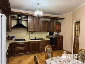 Дом 320м², 2-этажный, на длительный срок, 