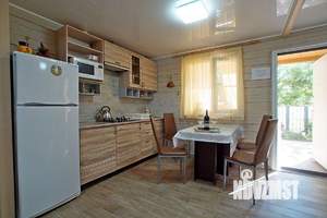 Дом 63м&sup2;, 2-этажный, посуточно, 