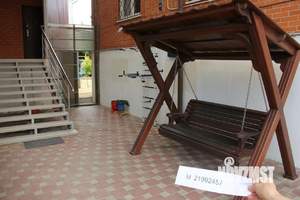 Дом 477м&sup2;, 3-этажный, посуточно, 