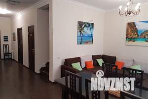 Дом 135м², 2-этажный, посуточно, 