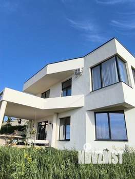 Дом 236м&sup2;, 2-этажный, на длительный срок, 