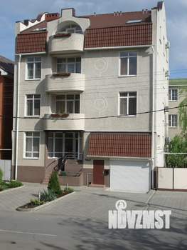 Дом 705м&sup2;, 4-этажный, на длительный срок, 