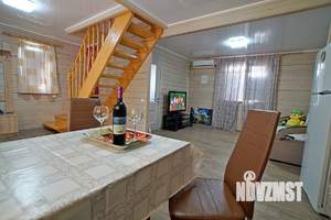 Дом 63м&sup2;, 2-этажный, посуточно, 