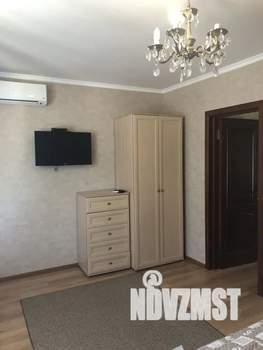 Дом 130м&sup2;, 3-этажный, посуточно, 