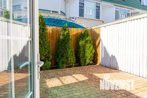 Дом 130м&sup2;, 3-этажный, посуточно, 