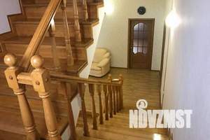 Дом 650м², 2-этажный, посуточно, 