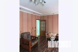 Дом 200м&sup2;, 2-этажный, посуточно, 