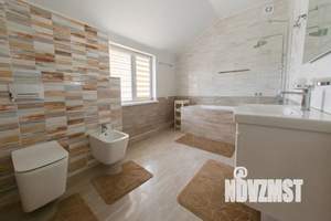 Дом 220м&sup2;, 2-этажный, посуточно, 