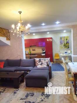 Дом 250м&sup2;, 3-этажный, посуточно, 