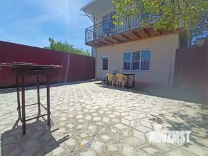 Дом 65м&sup2;, 2-этажный, посуточно, 