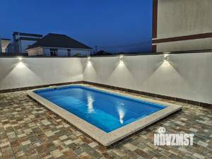 Дом 180м&sup2;, 2-этажный, посуточно, 