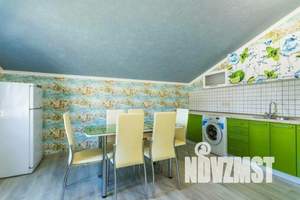 Дом 80м&sup2;, 2-этажный, посуточно, 