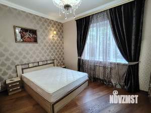 Дом 320м², 2-этажный, на длительный срок, 