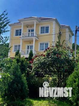 Дом 300м&sup2;, 3-этажный, посуточно, 