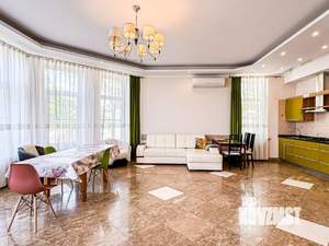 Дом 550м², 3-этажный, посуточно, 