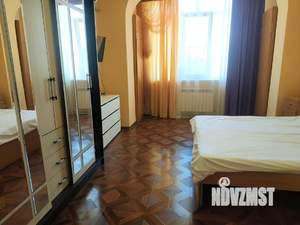 Дом 120м&sup2;, 4-этажный, на длительный срок, 