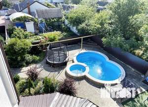 Дом 275м&sup2;, 3-этажный, посуточно, 