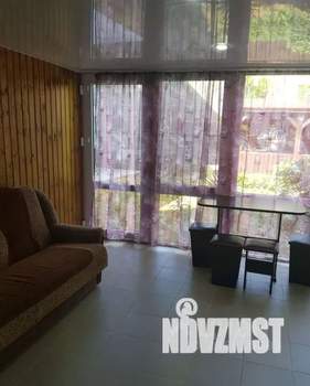 Дом 60м&sup2;, 2-этажный, посуточно, 