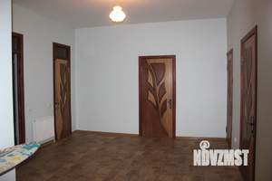 Дом 330м&sup2;, 3-этажный, на длительный срок, 