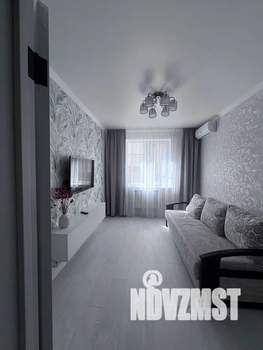 Дом 40м&sup2;, 2-этажный, посуточно, 