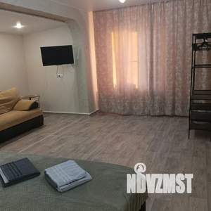 Дом 80м&sup2;, 2-этажный, посуточно, 