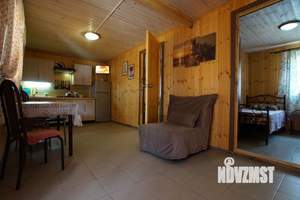 Дом 50м&sup2;, 2-этажный, посуточно, 