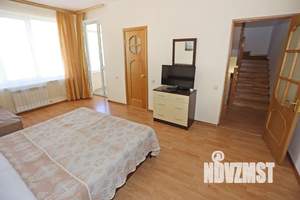 Дом 210м², 3-этажный, посуточно, 