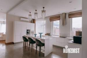 Дом 580м&sup2;, 1-этажный, посуточно, 