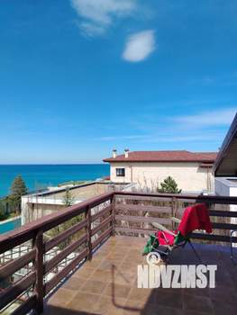 Дом 250м&sup2;, 3-этажный, посуточно, 