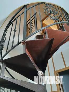 Дом 60м&sup2;, 3-этажный, посуточно, 