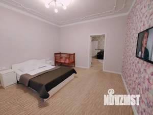 Дом 250м&sup2;, 2-этажный, посуточно, 