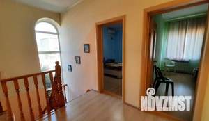 Таунхаус 130м², 2-этажный, на длительный срок, 