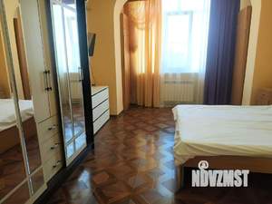 Дом 120м&sup2;, 4-этажный, на длительный срок, 