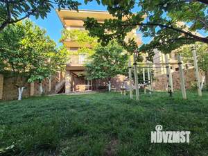 Дом 230м&sup2;, 3-этажный, на длительный срок, 