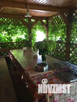 Дом 490м&sup2;, 2-этажный, посуточно, 