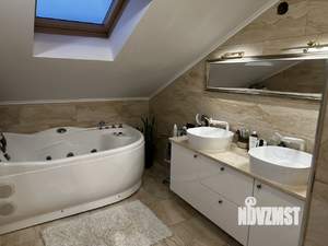 Дом 250м², 3-этажный, посуточно, 