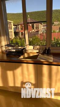 Дом 200м², 2-этажный, посуточно, 