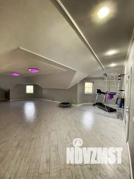 Дом 275м&sup2;, 3-этажный, посуточно, 