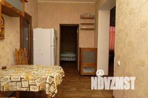 Дом 100м&sup2;, 2-этажный, посуточно, 