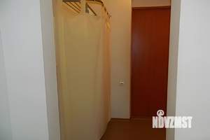 Дом 600м&sup2;, 3-этажный, на длительный срок, 