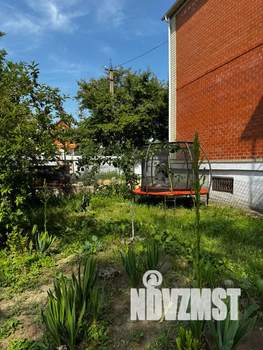 Дом 300м&sup2;, 2-этажный, посуточно, 