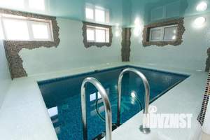 Дом 200м&sup2;, 2-этажный, посуточно, 