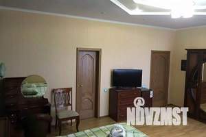 Дом 650м², 3-этажный, посуточно, 