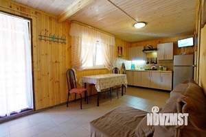 Дом 50м&sup2;, 2-этажный, посуточно, 