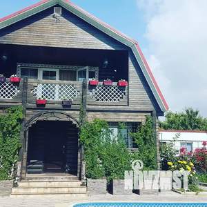 Дом 120м&sup2;, 2-этажный, посуточно, 