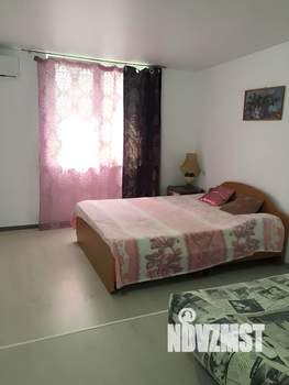 Дом 45м&sup2;, 2-этажный, посуточно, 