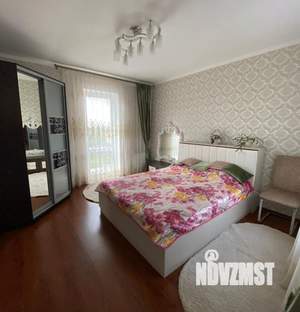 Дом 140м², 2-этажный, на длительный срок, 